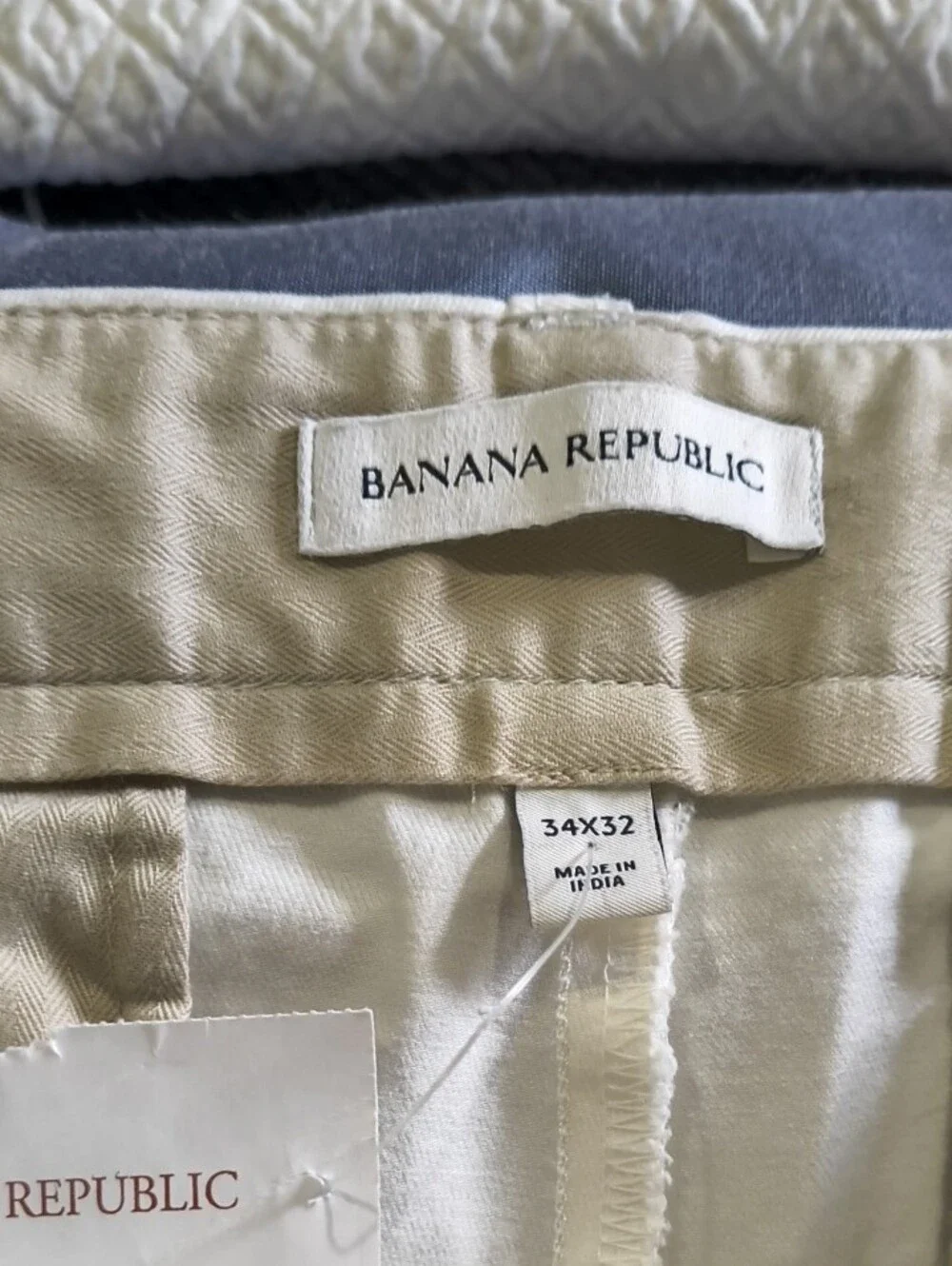 Banana Republic Athletic Slim Stretch Chino 34W x 32L